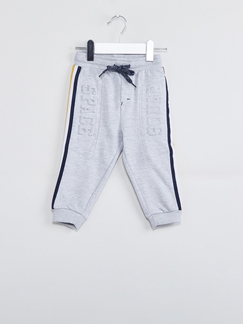 

max Boys Grey Melange Solid Slim-Fit Joggers