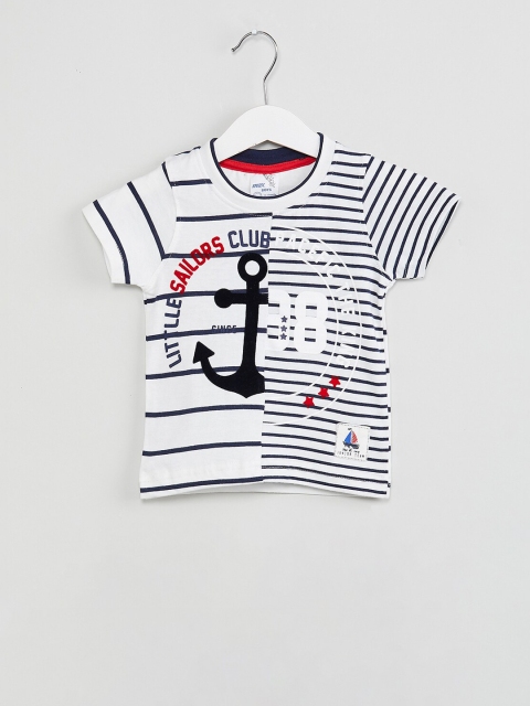 

max Boys White Printed Round Neck T-shirt