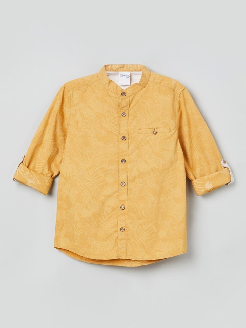

max Boys Yellow Regular Fit Printed Casual Shirt