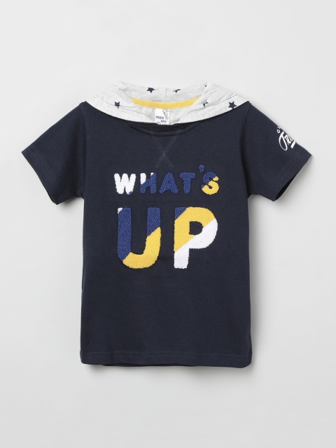 

max Boys Navy Blue & Yellow Printed Hooded T-shirt