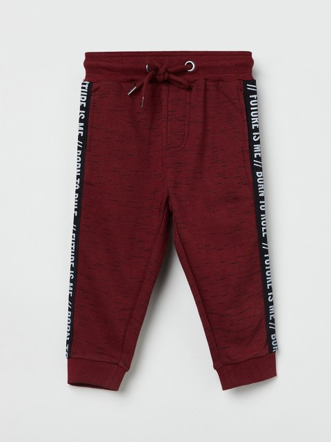 

max Boys Burgundy Self-Design Slim-Fit Joggers
