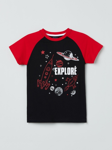 

max Boys Black & Red Printed Round Neck T-shirt