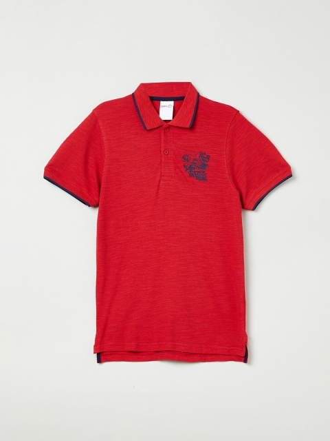 

max Boys Red Solid Polo Collar T-shirt