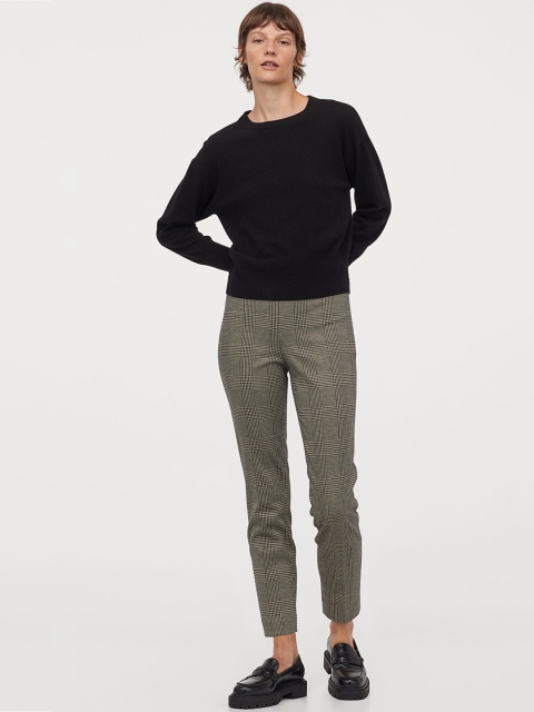 

H&M Women Black & Beige Tailored trousers