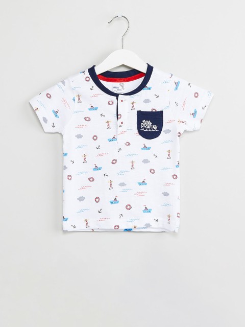 

max Boys White & Blue Printed Henley Neck T-shirt