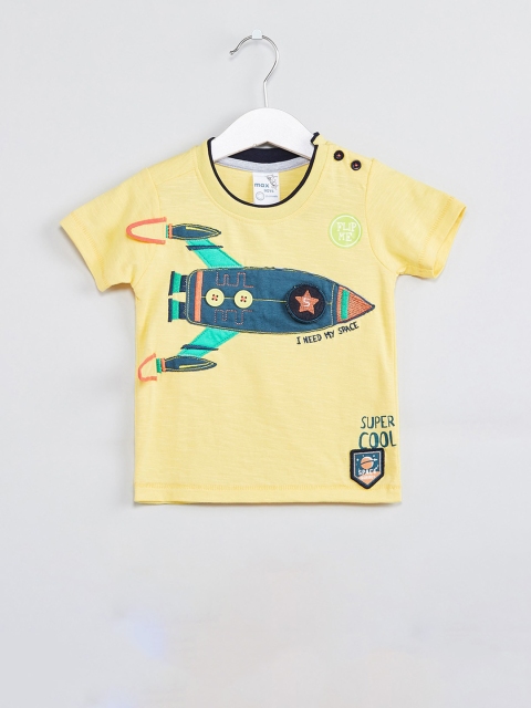 

max Boys Yellow Printed Round Neck T-shirt