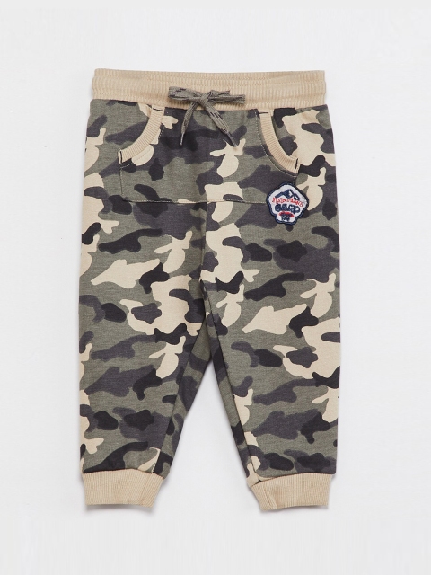 

max Boys Olive Green & Grey Camouflage Printed Slim-Fit Joggers