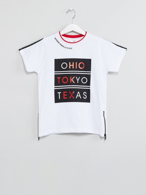 

max Boys White Printed Round Neck T-shirt