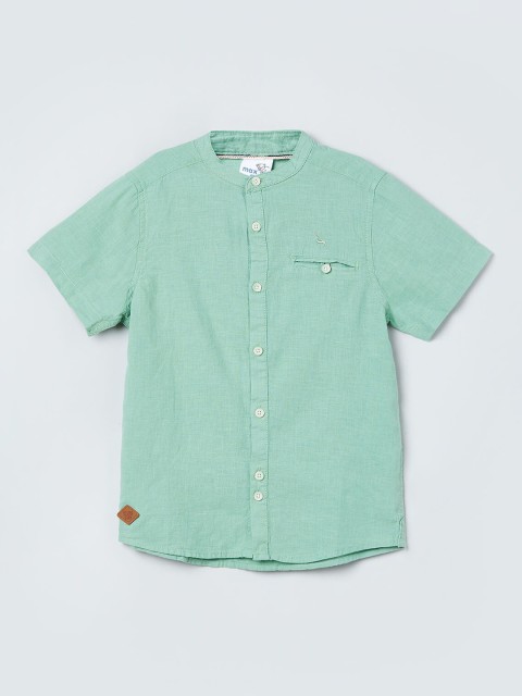 

max Boys Green Regular Fit Solid Casual Shirt