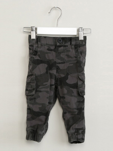 

max Boys Charcoal Grey & Green Camouflage Printed Joggers
