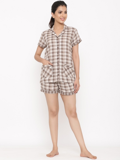 

Jaipur Kurti Women Cream-Coloured & Grey Printed Night suit