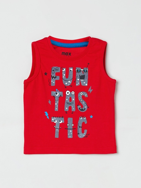 

max Boys Red Printed Round Neck T-shirt