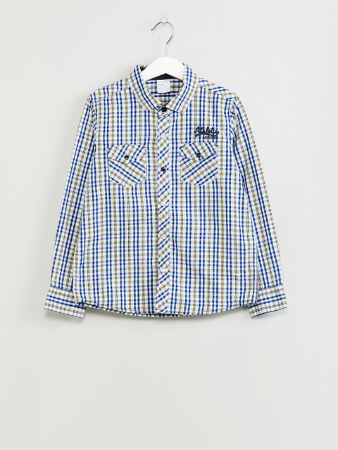 

max Boys Off-White & Blue Checked Casual Shirt