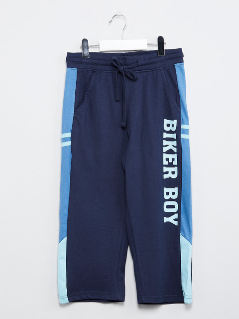 

max Boys Navy Blue Printed Regular Shorts