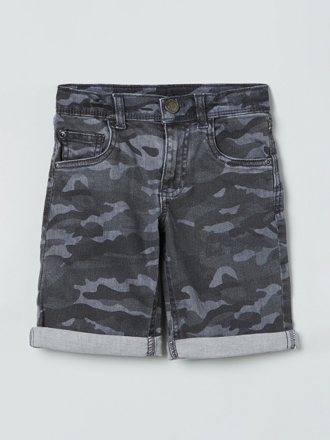 

max Boys Grey Printed Regular Fit Regular Shorts