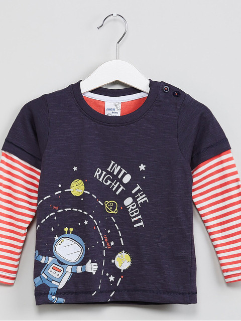 

max Boys Navy Blue Printed Round Neck T-shirt