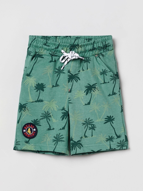 

max Boys Green Printed Regular Fit Regular Shorts