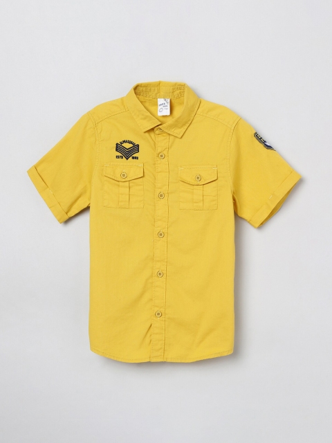

max Boys Yellow Regular Fit Solid Casual Shirt