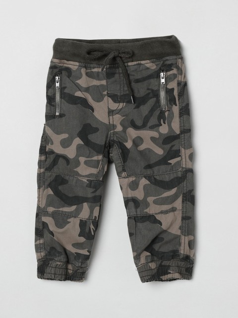 

max Boys Olive Green & Brown Camouflage Printed Slim-Fit Joggers