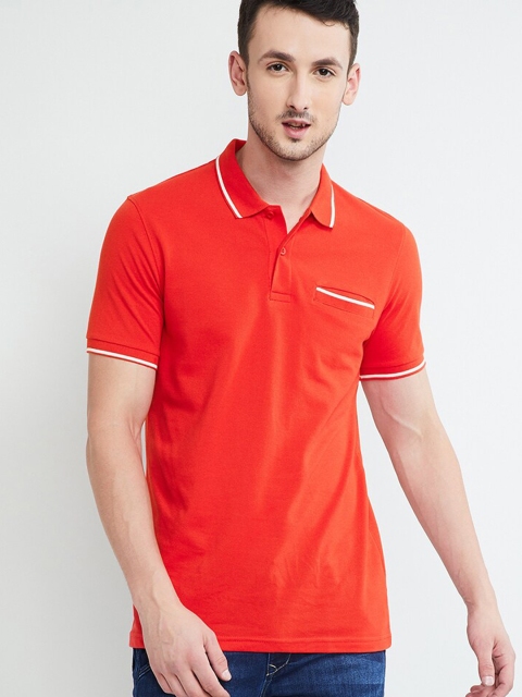 

max Men Red Solid Polo Collar T-shirt