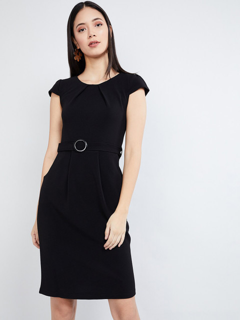 

max Women Black Solid Sheath Dress
