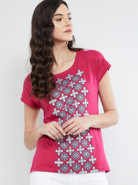 

max Women Magenta Printed Round Neck T-shirt