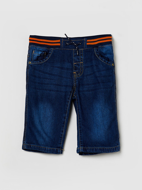 

max Boys Blue Solid Regular Fit Denim Shorts
