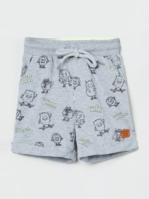 

max Boys Grey Printed Regular Shorts