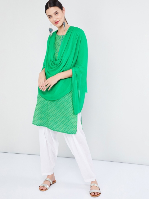 

max Green Solid Dupatta