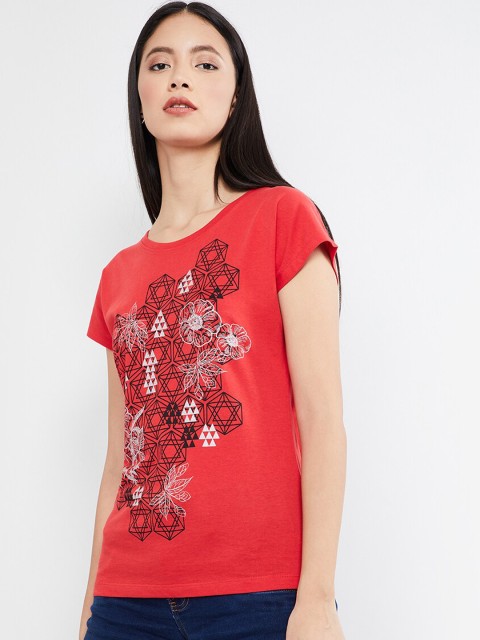 

max Women Red & Black Printed Round Neck T-shirt