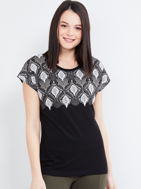 

max Women Black Printed Round Neck T-shirt