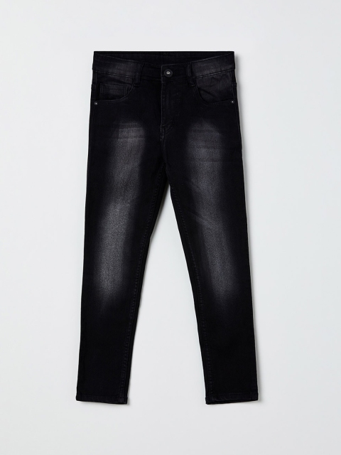 

max Boys Black Slim Fit Mid-Rise Clean Look Jeans