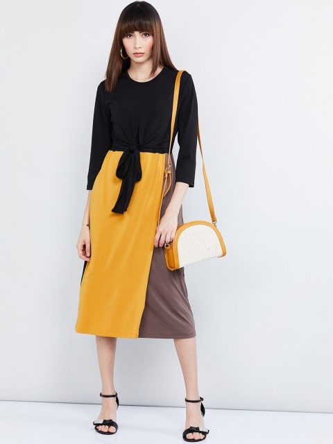 

max Women Black Colourblocked A-Line Dress