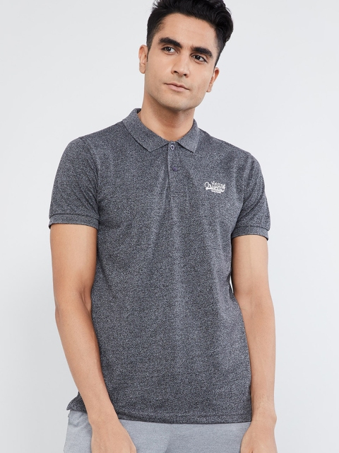 

max Men Charcoal Grey Solid Polo Collar T-shirt