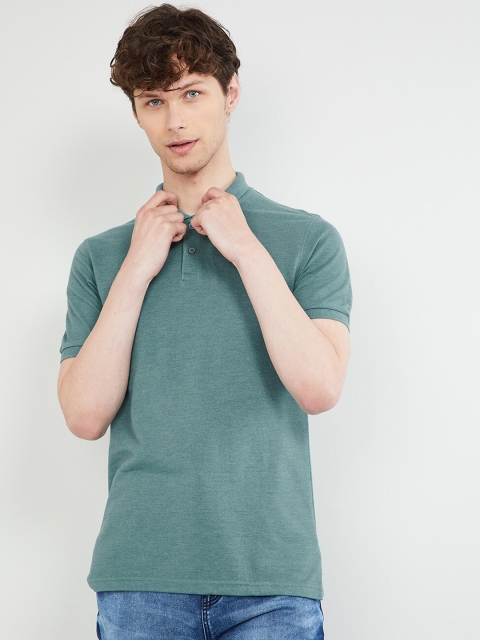 

max Men Green Solid Polo Collar T-shirt