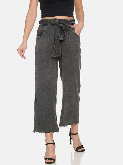 

Campus Sutra Women Charcoal Grey Relaxed Flared Solid Parallel Trousers