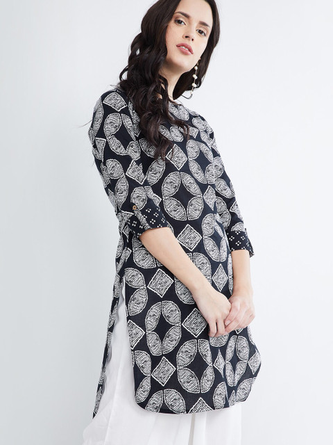 

max Women Black & White Printed Straight Kurta