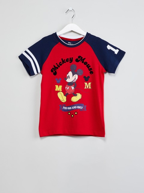 

max Boys Red & Navy Blue Mickey Mouse Print Round Neck T-shirt