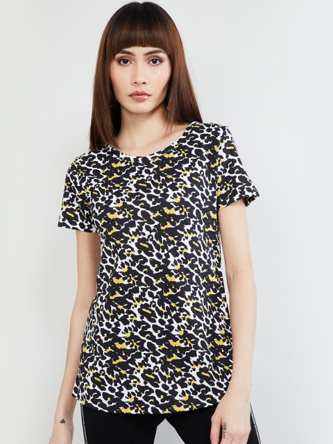 

max Women Black Printed Round Neck T-shirt
