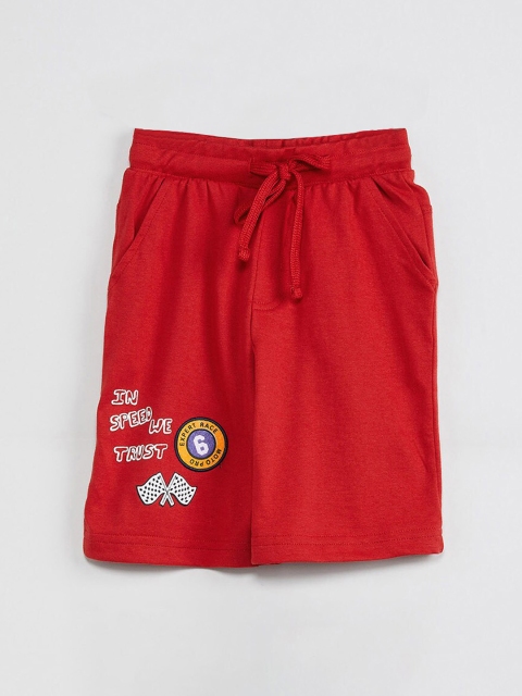 

max Boys Red Printed Regular Fit Regular Shorts