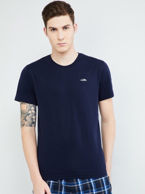 

max Men Blue Solid Round Neck T-shirt