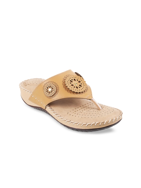 

WALKWAY Women Beige Textured Sandals