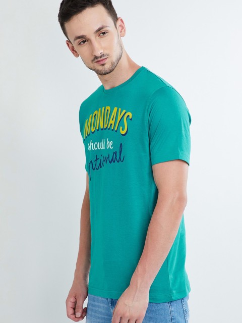 

max Men Green Printed V-Neck T-shirt