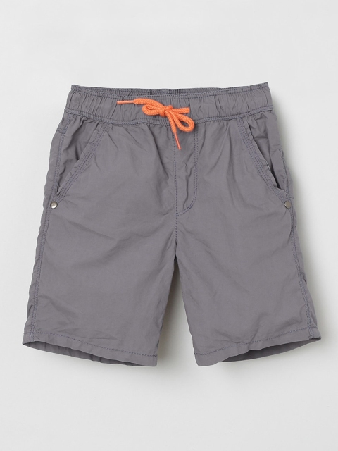 

max Boys Grey Solid Regular Fit Regular Shorts