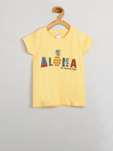 

max Girls Yellow Self Design Round Neck T-shirt
