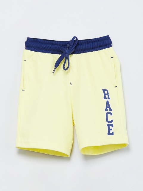 

max Infant Boys Yellow & Blue Printed Regular Shorts