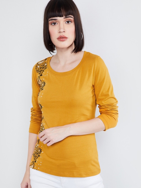 

max Women Gold-Toned Printed Round Neck T-shirt