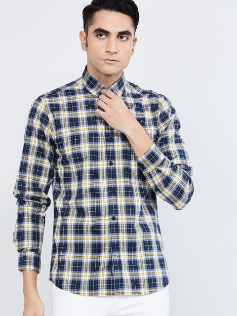 

max Men Navy Blue & Yellow Regular Fit Checked Casual Shirt