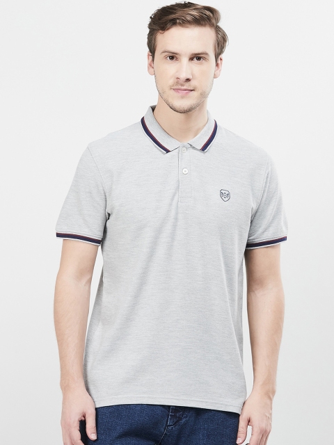 

max Men Grey Solid Polo Collar T-shirt