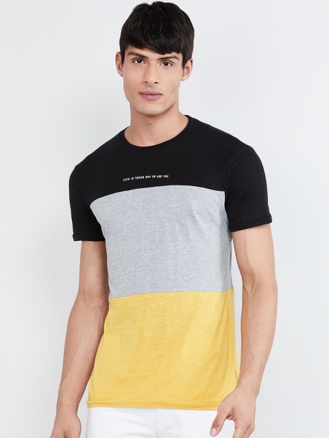 

max Men Grey & Black Colourblocked Round Neck T-shirt